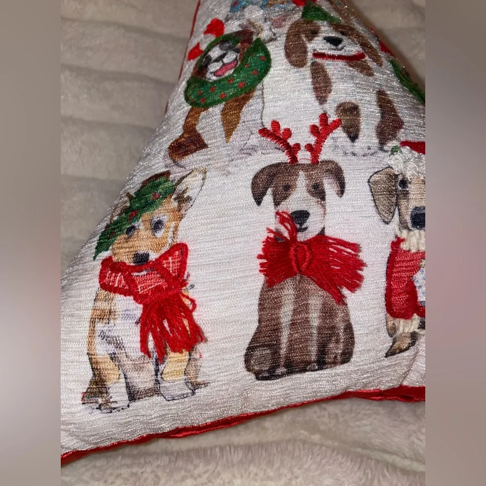 Martha Stewart Holiday Christmas Dogs Print Throw Pillow Triangle Dopamine
